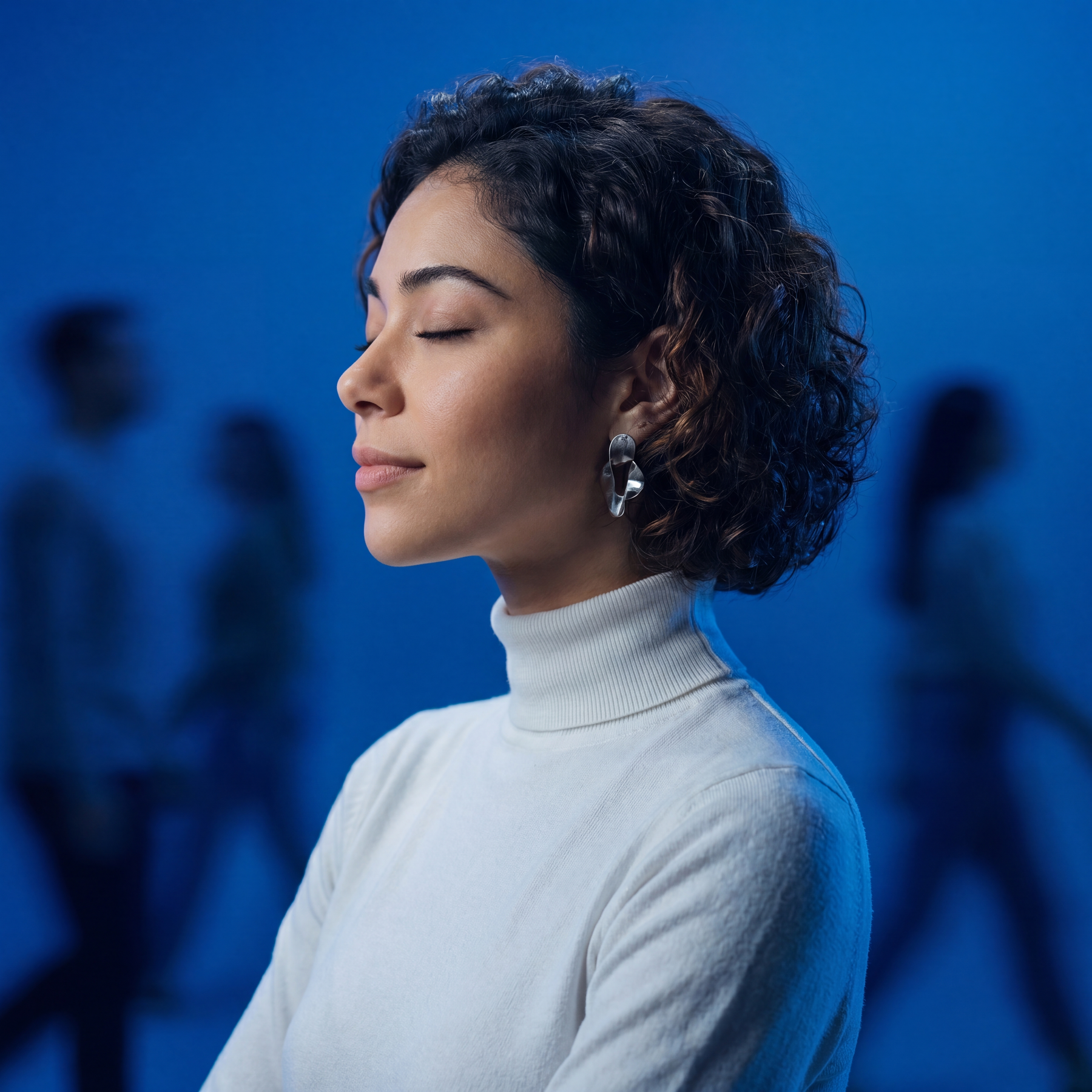 Portrait over a deep blue crowd composite
